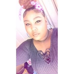 Meet your Posher, Kierra